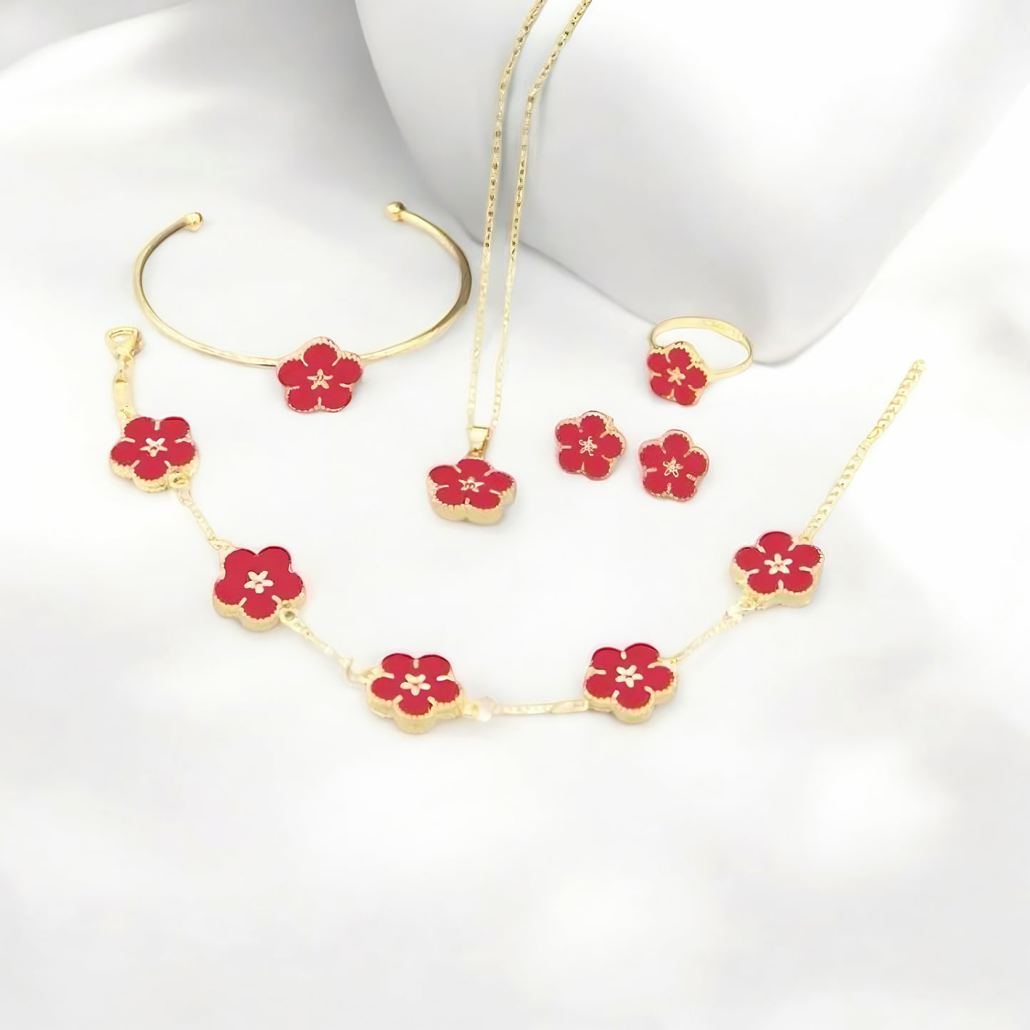 Conjunto de Joyería con Detalles de Flor